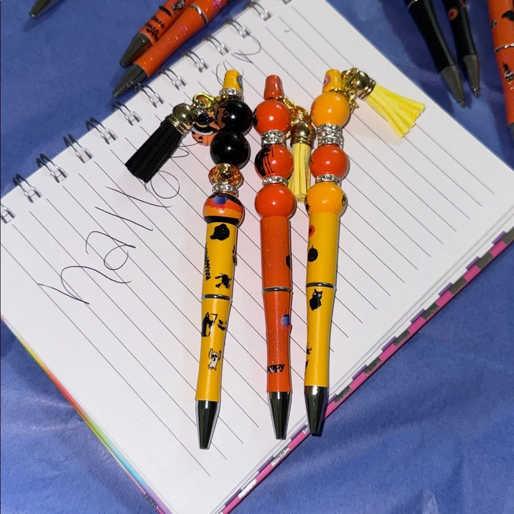 Halloween Themed Pens Set